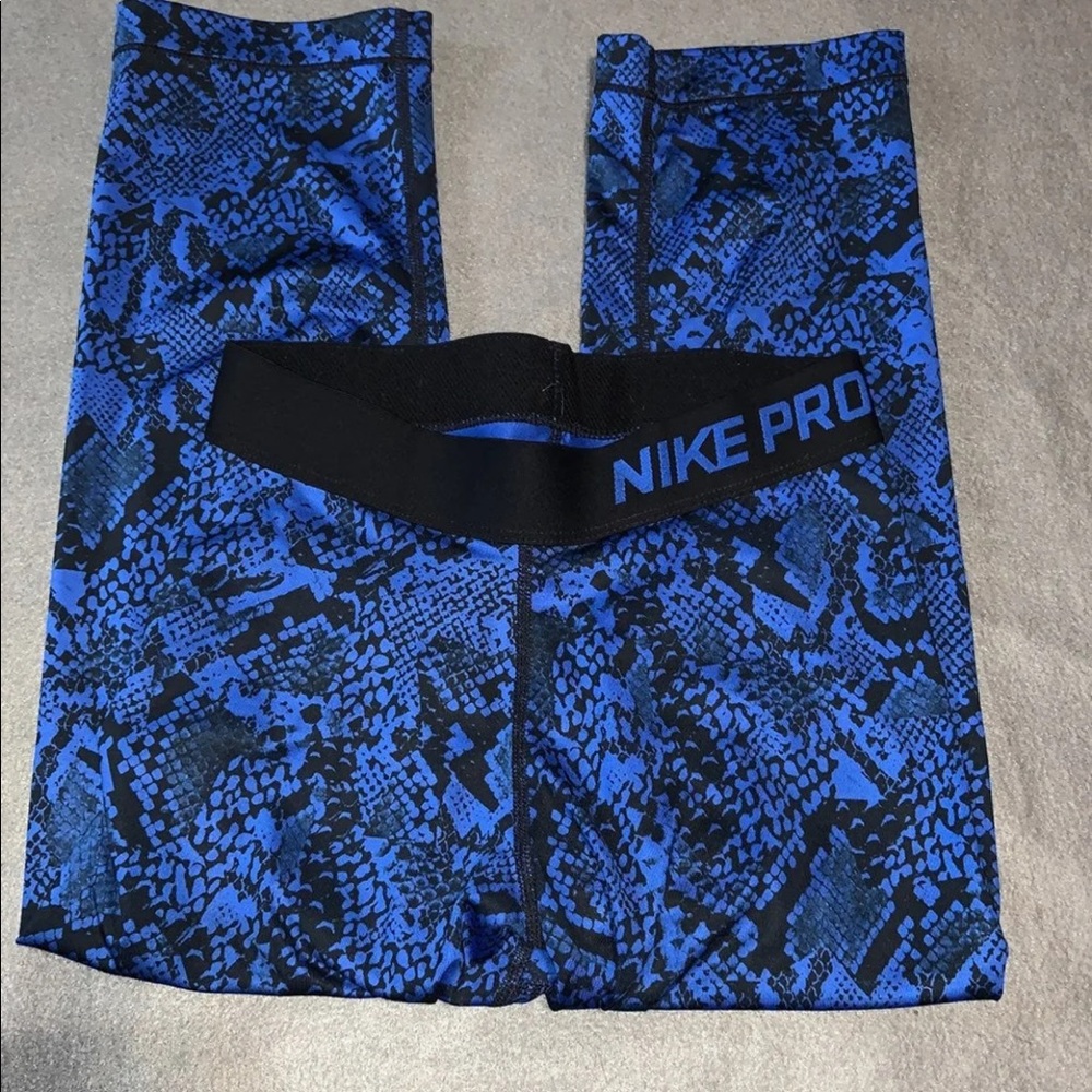 Nike Pro Cropped Leggings